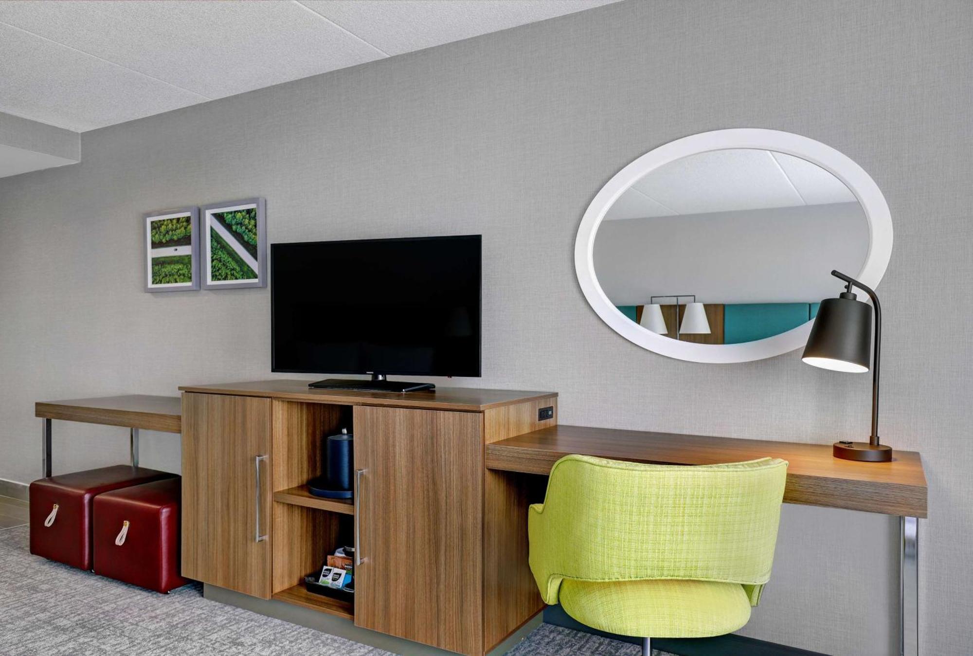 Hampton Inn & Suites Белвил Екстериор снимка
